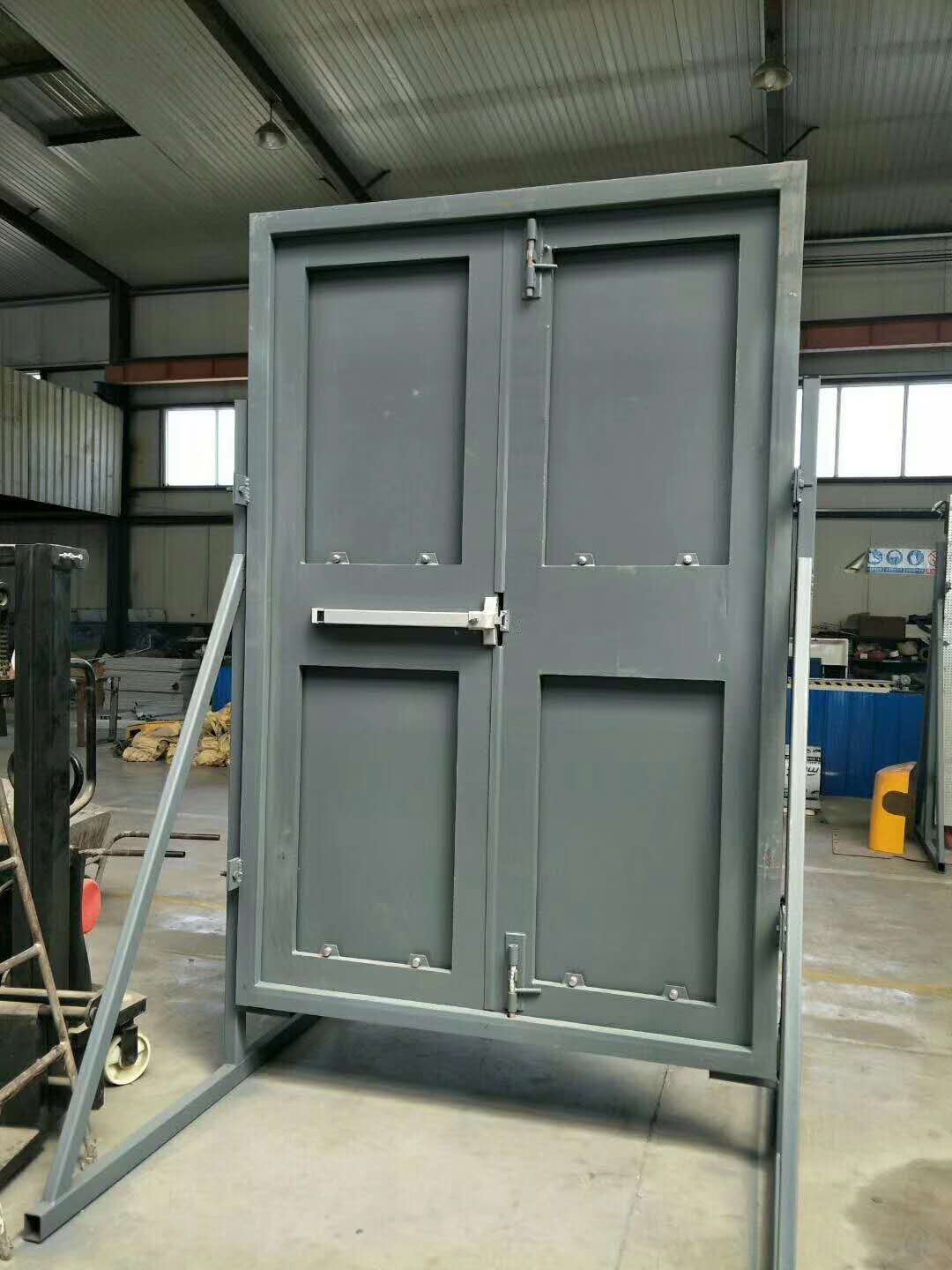 對開泄爆門 對開泄爆門